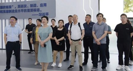 美妆编艺时尚产业链赴南方考察产业集群活动